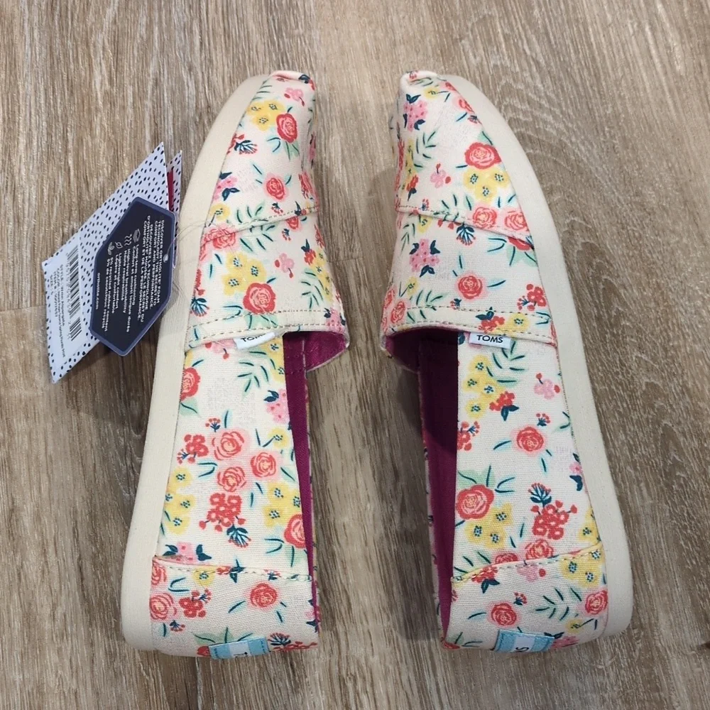 TOMS Women's Multicolor Floral Slip-On Flats size 5 - Picture 7 of 13